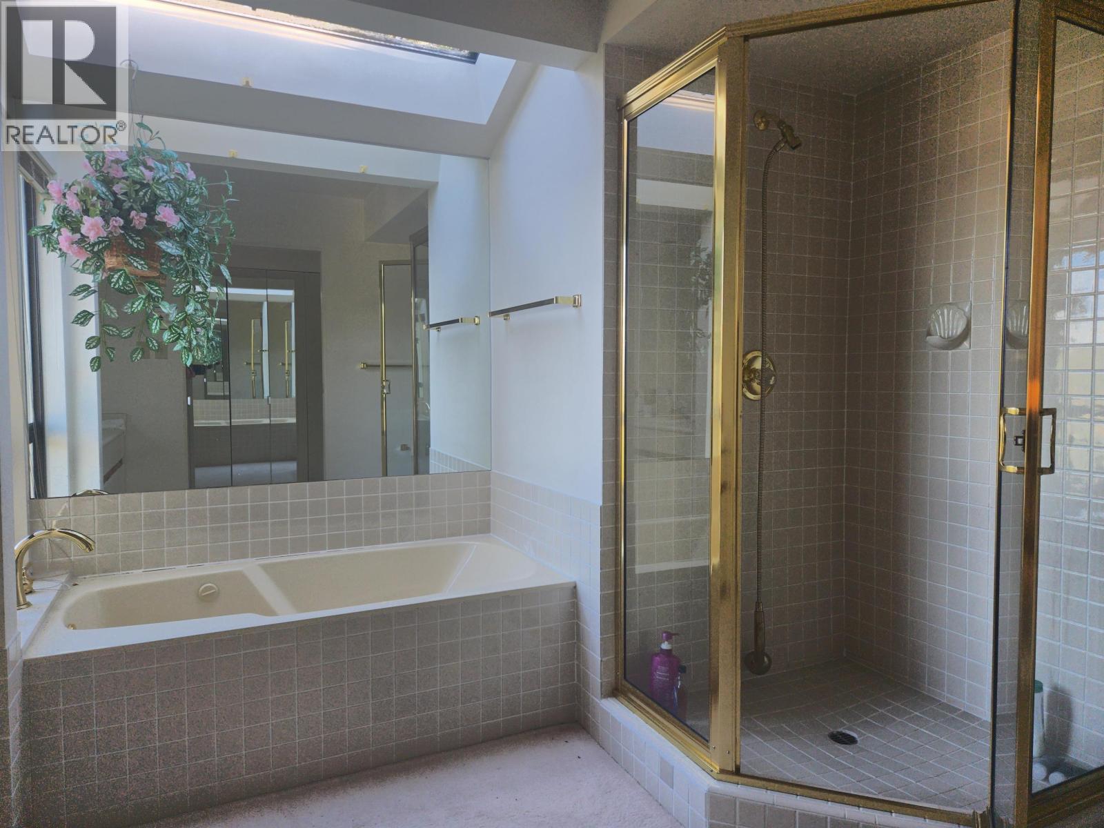 4764 Woodburn Road Property Photo 19