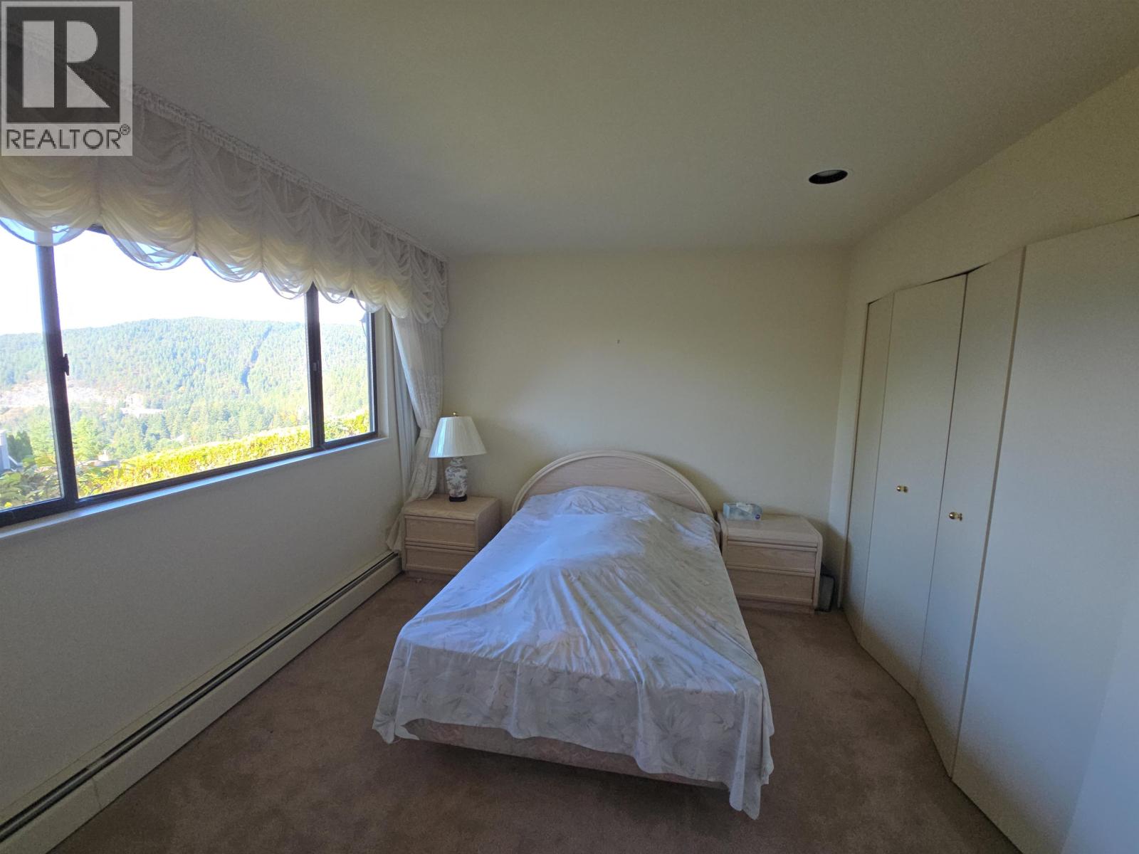 4764 Woodburn Road Property Photo 25