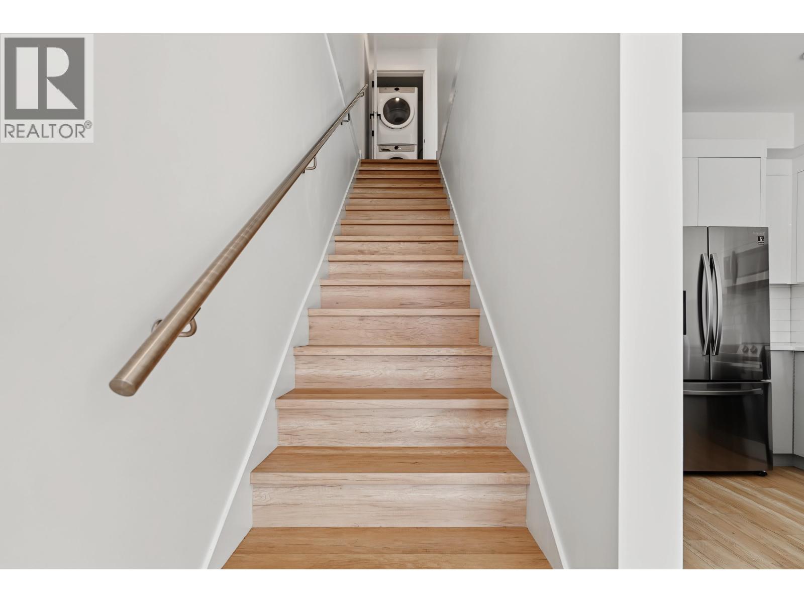 11 6288 Beresford Street Property Photo 8