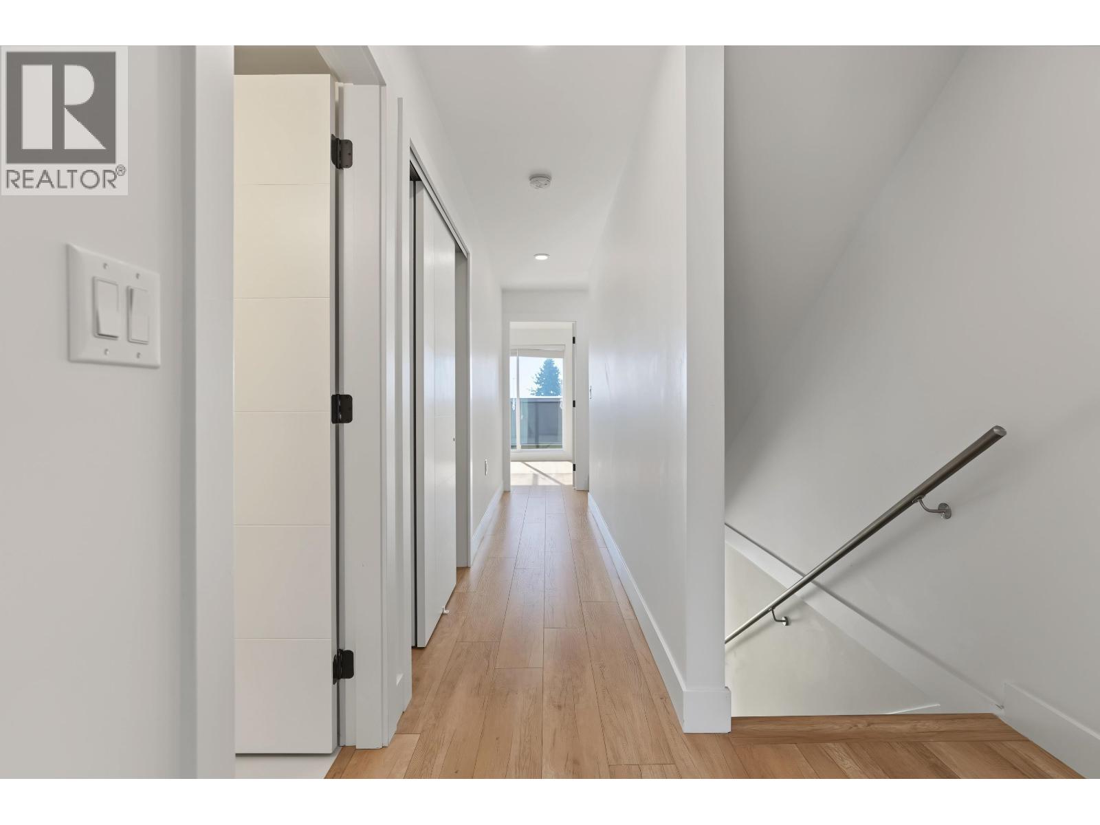 11 6288 Beresford Street Property Photo 14