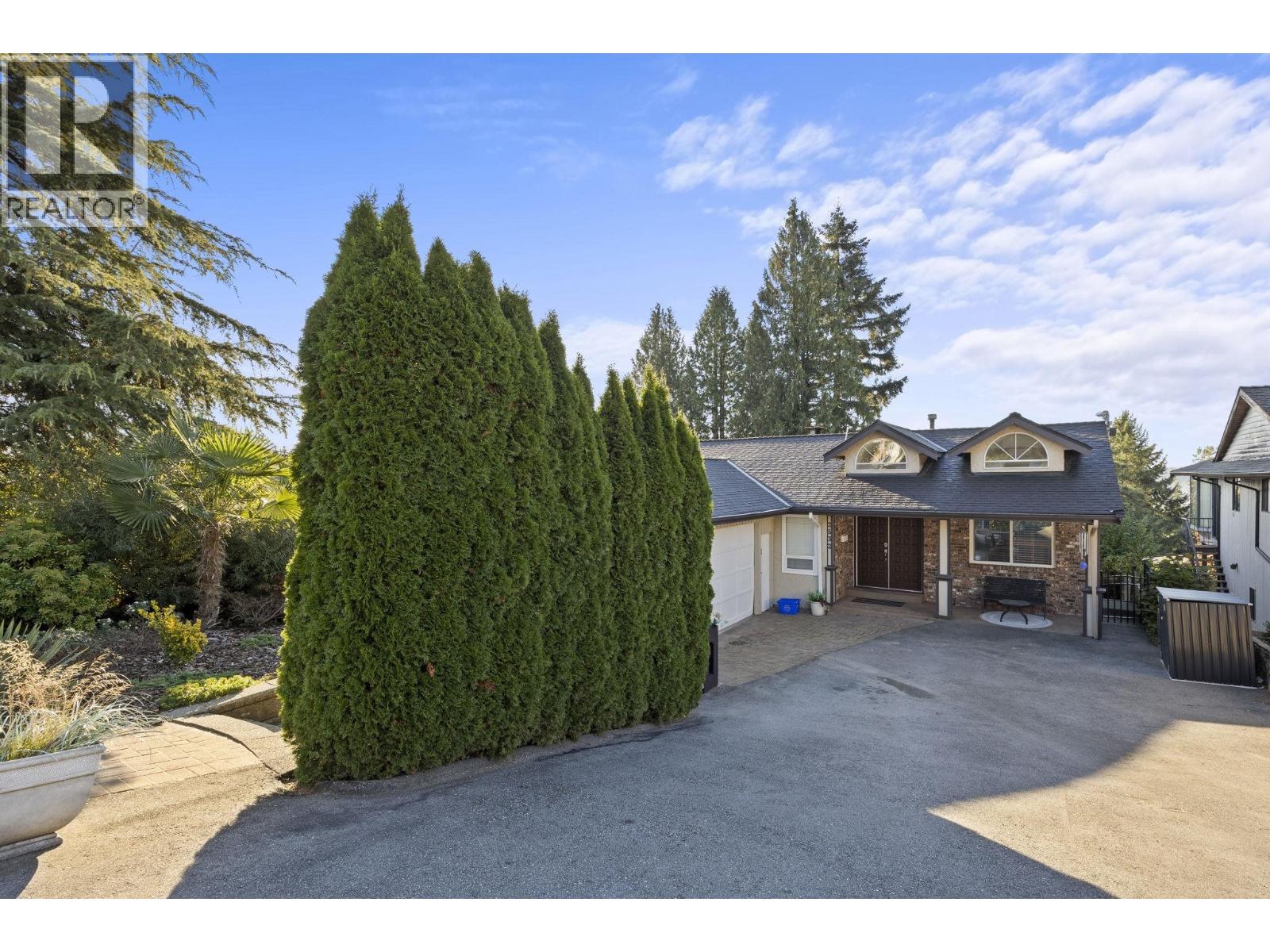 2532 ASHURST AVENUE Property Photo 1