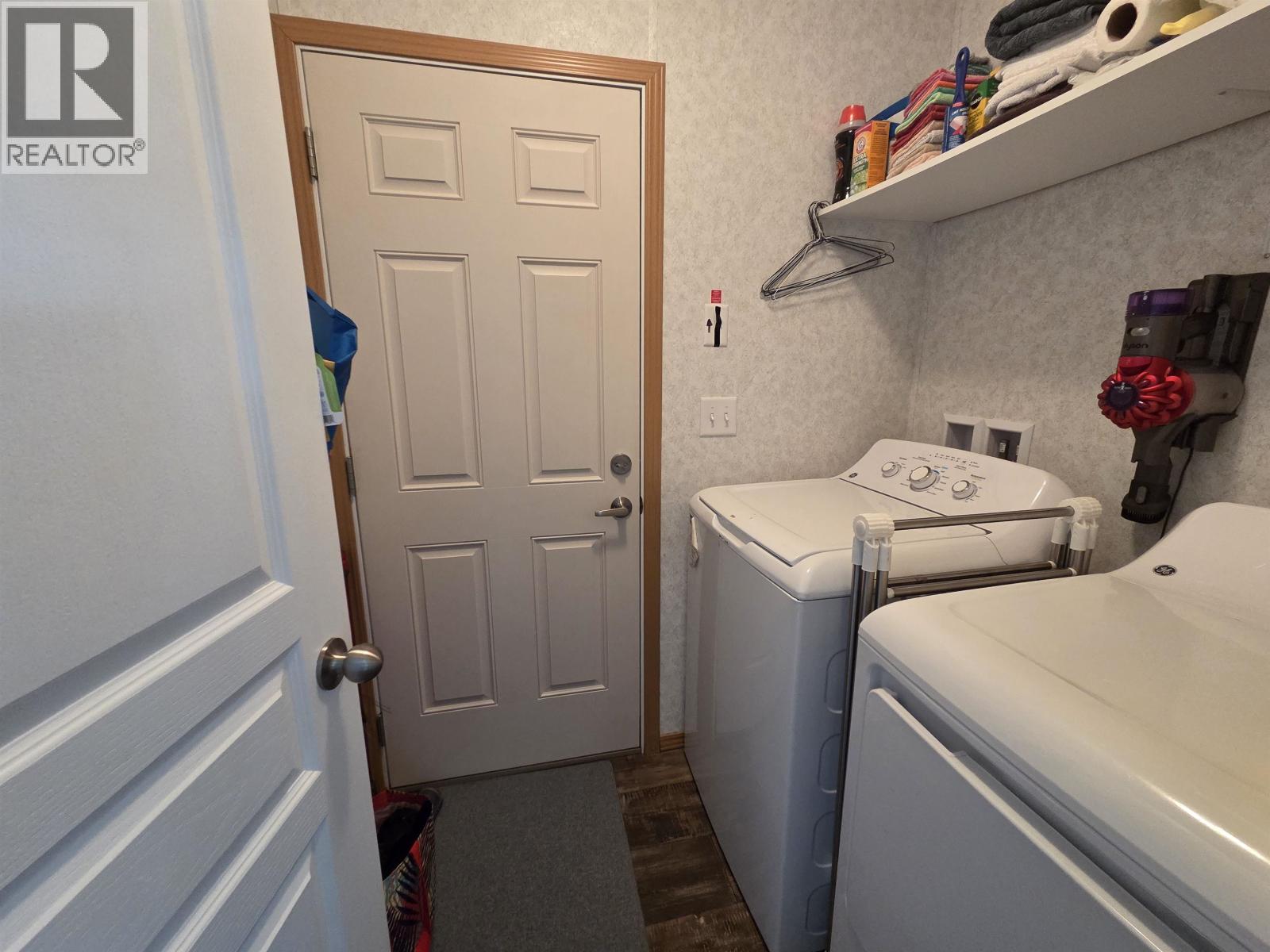 121 5204 Ackroyd Street Property Photo 11