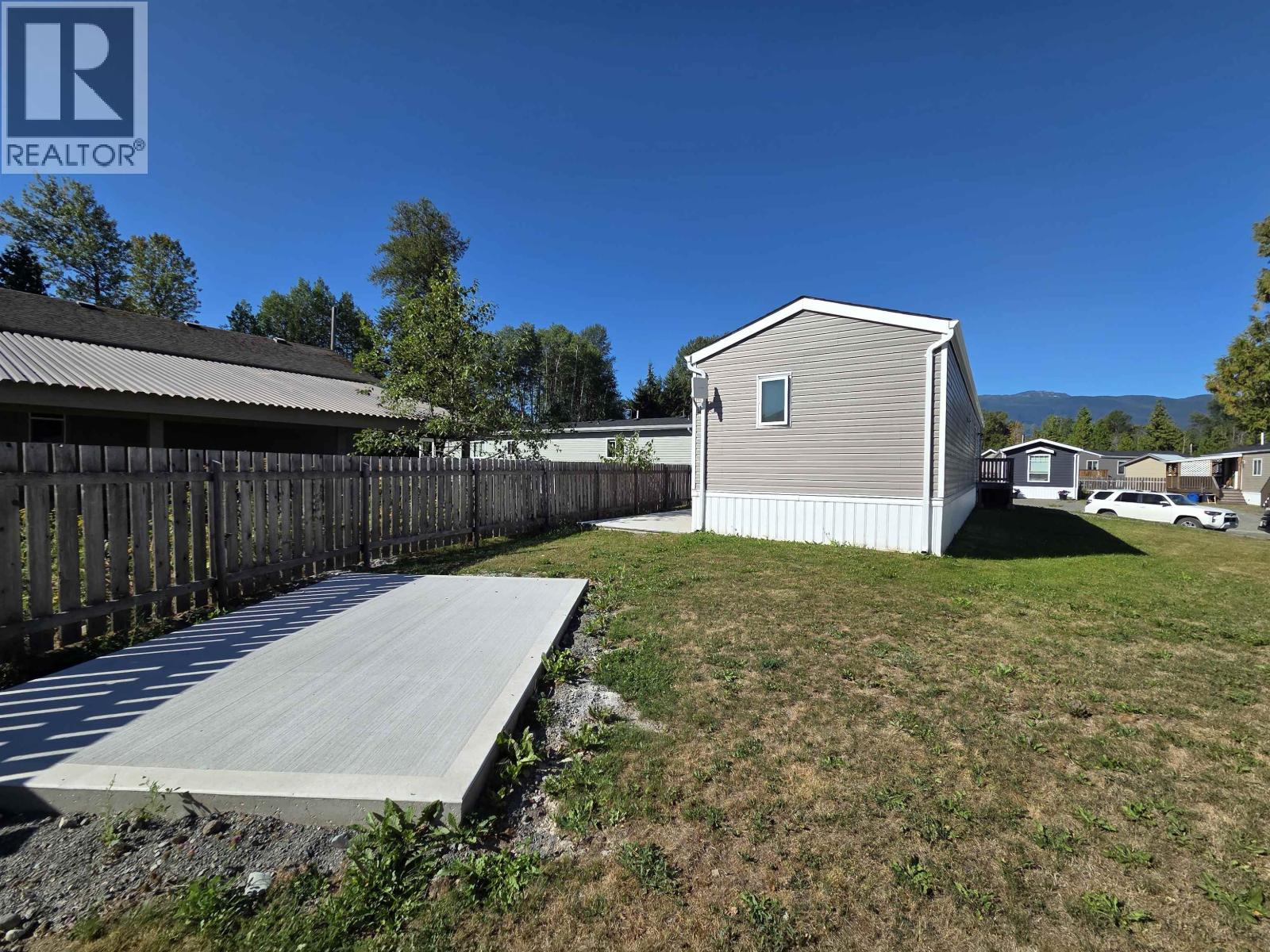 121 5204 Ackroyd Street Property Photo 16