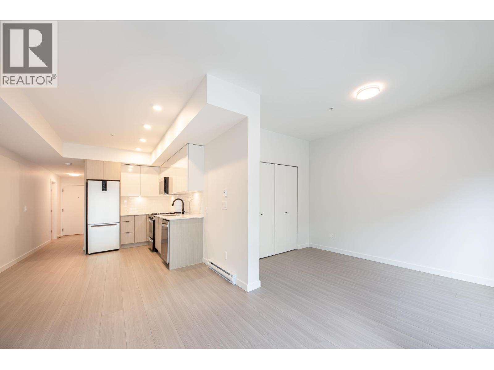 102 2277 Hawthorne Avenue Property Photo 7