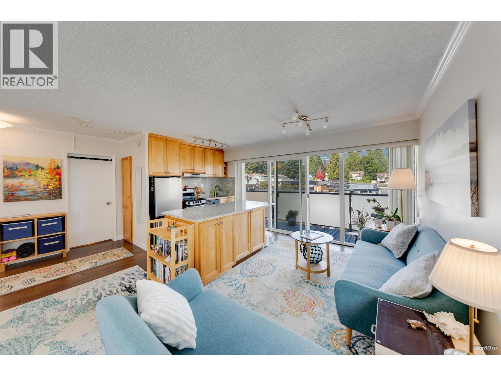 403 1845 Bellevue Avenue Property Photo 8
