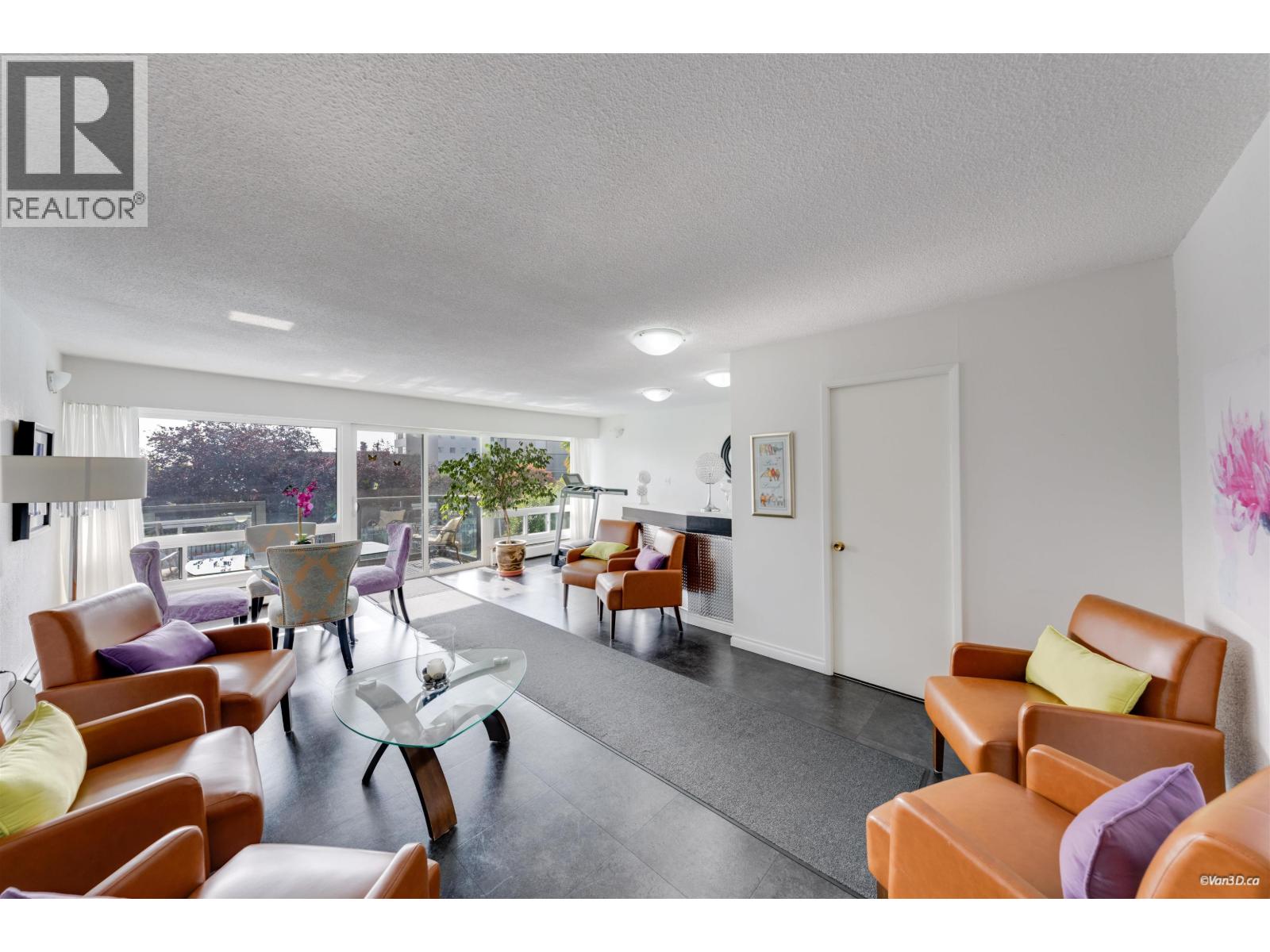403 1845 Bellevue Avenue Property Photo 31