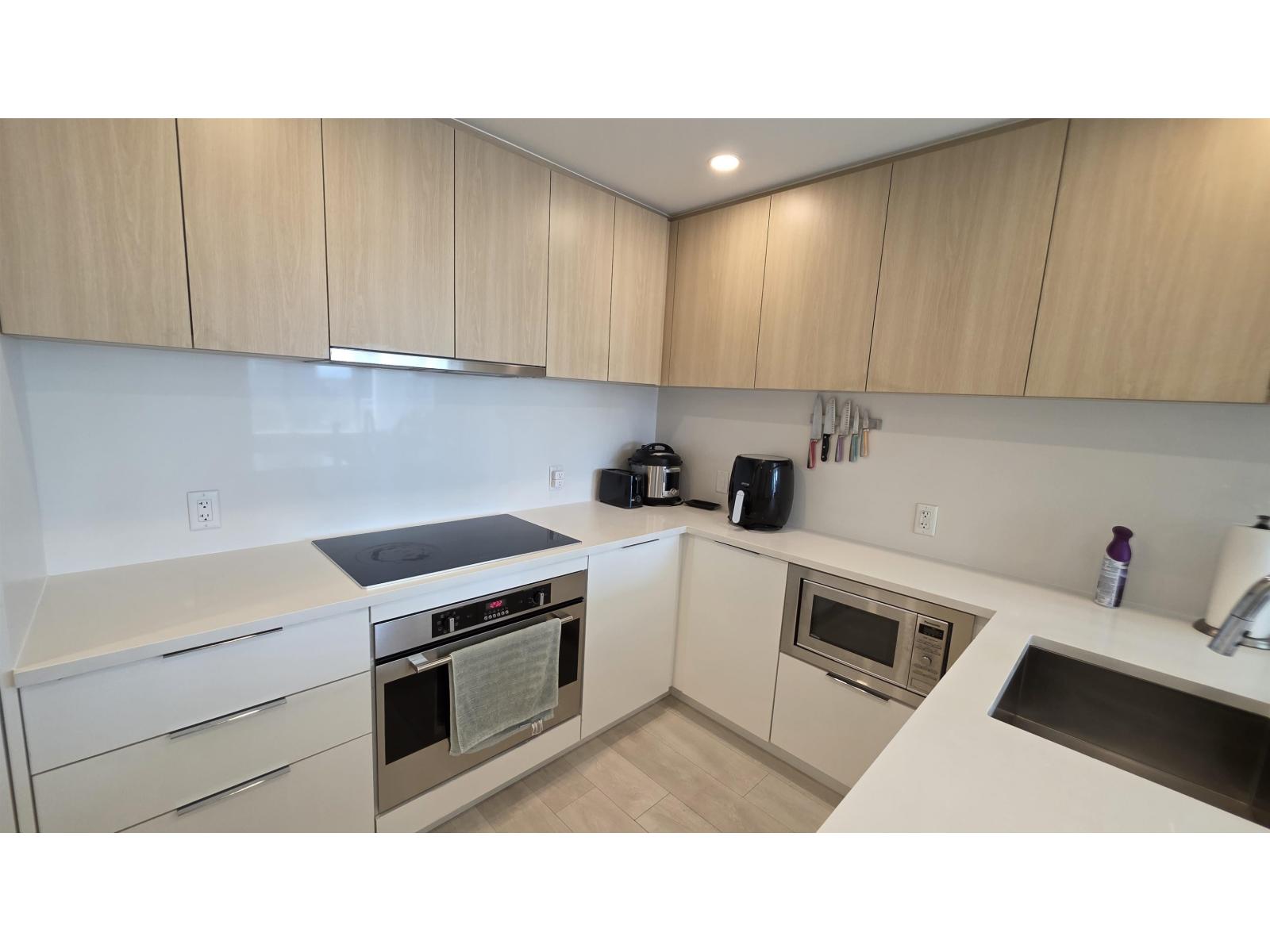 1403 13318 104 Avenue Property Photo 16