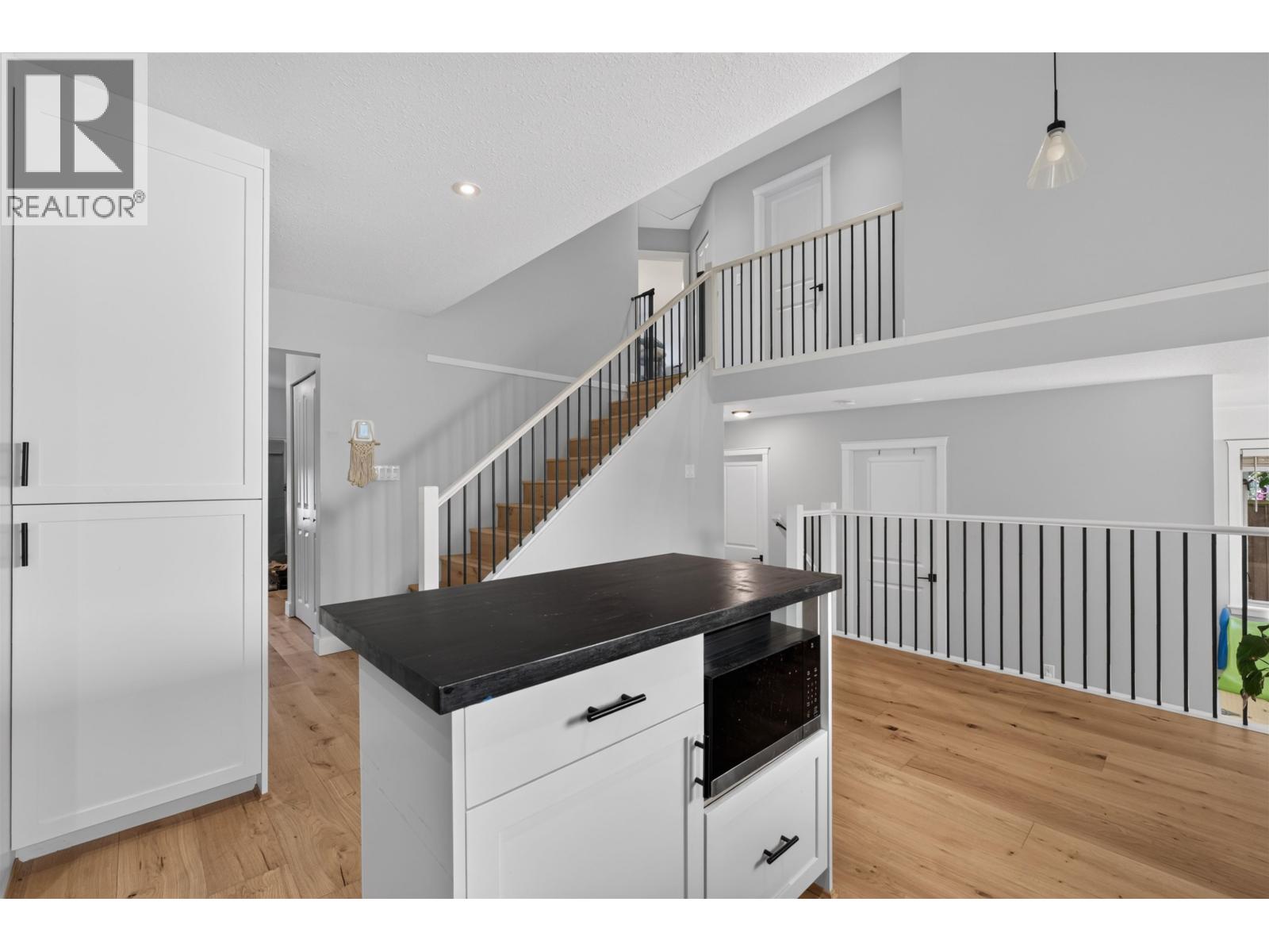 11908 Meadowlark Drive Property Photo 16