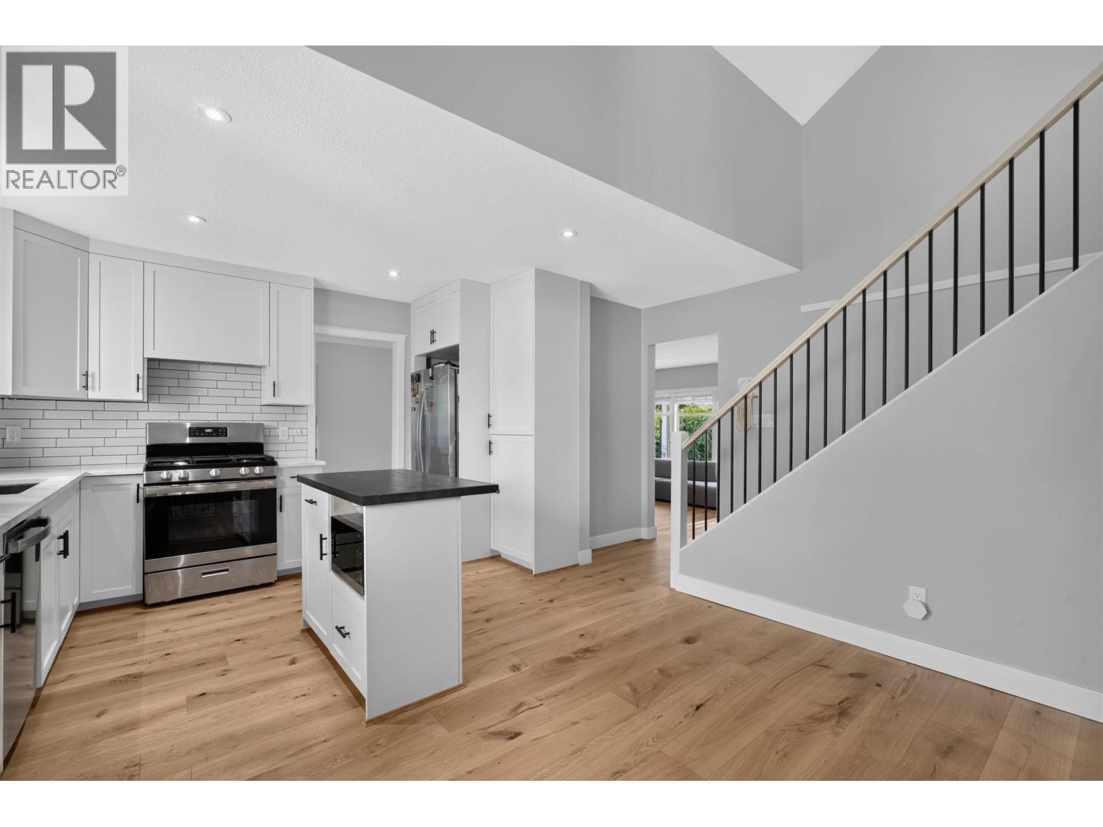 11908 Meadowlark Drive Property Photo 17