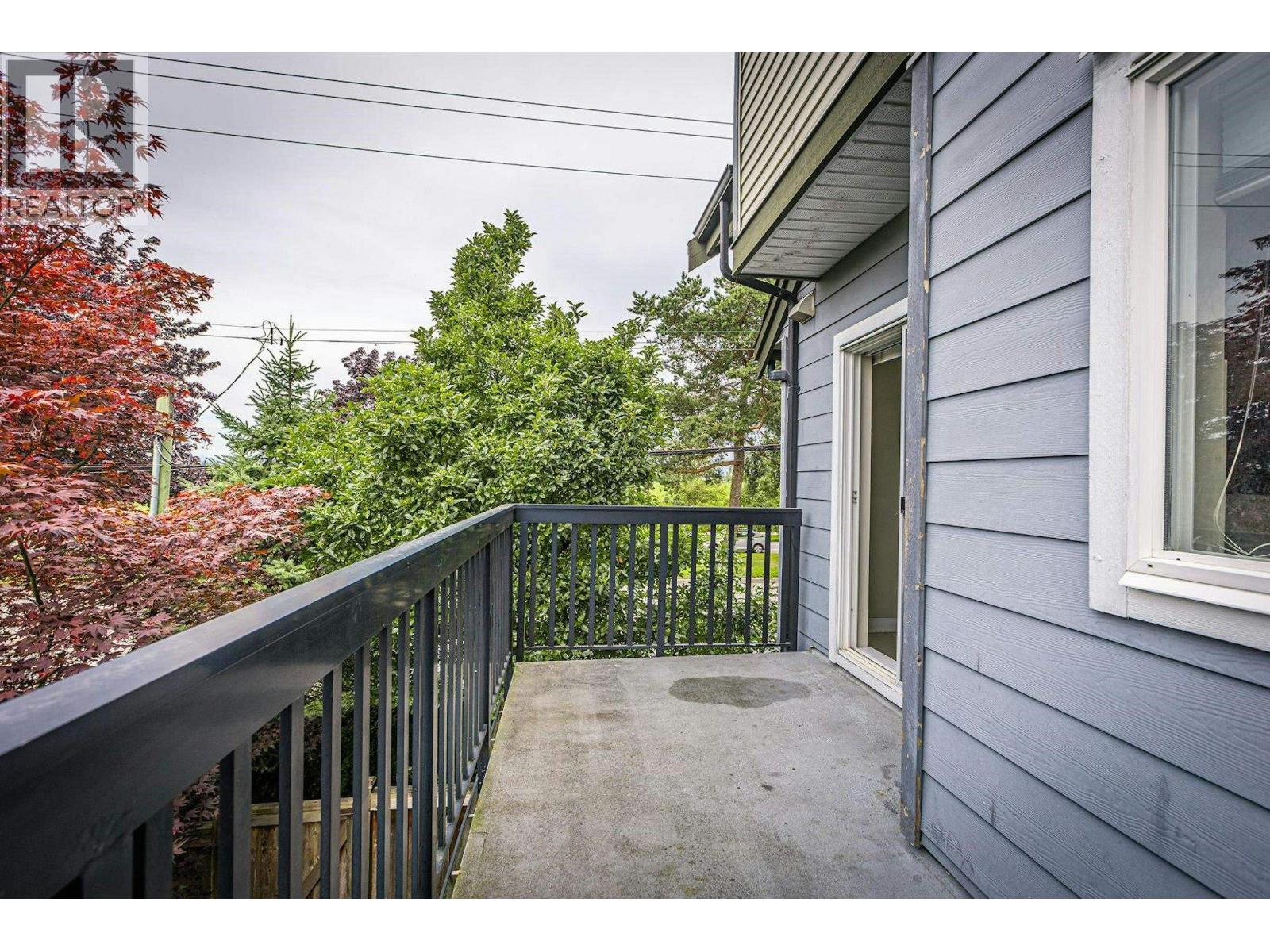 9551 Ferndale Road Property Photo 4