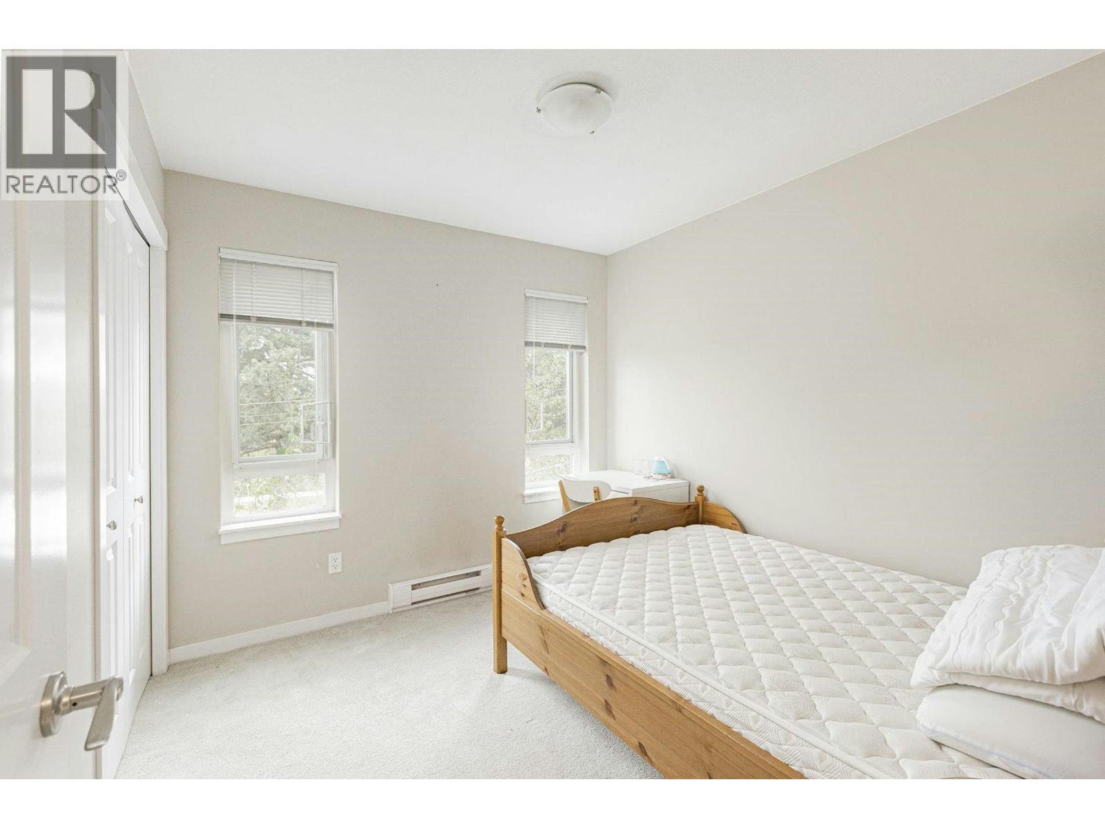 9551 Ferndale Road Property Photo 10