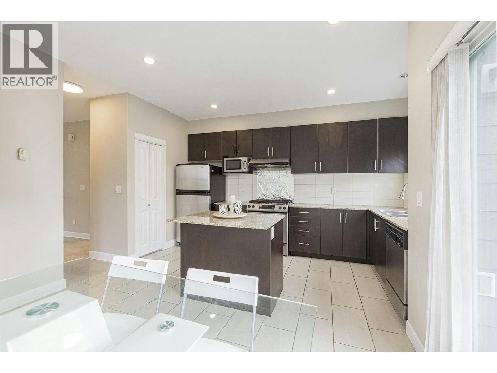 9551 Ferndale Road Property Photo 14