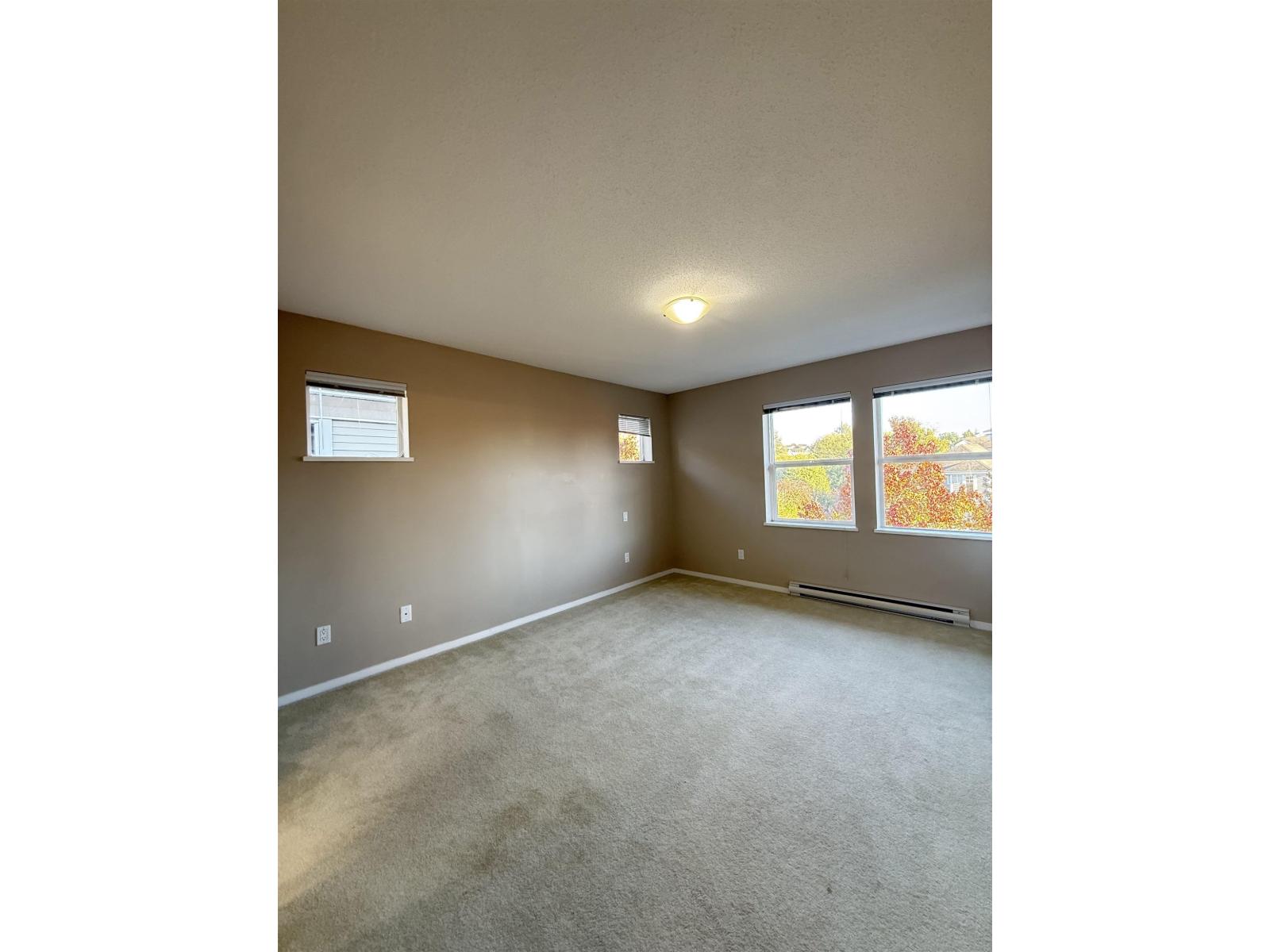 41 10415 Delsom Crescent Property Photo 3
