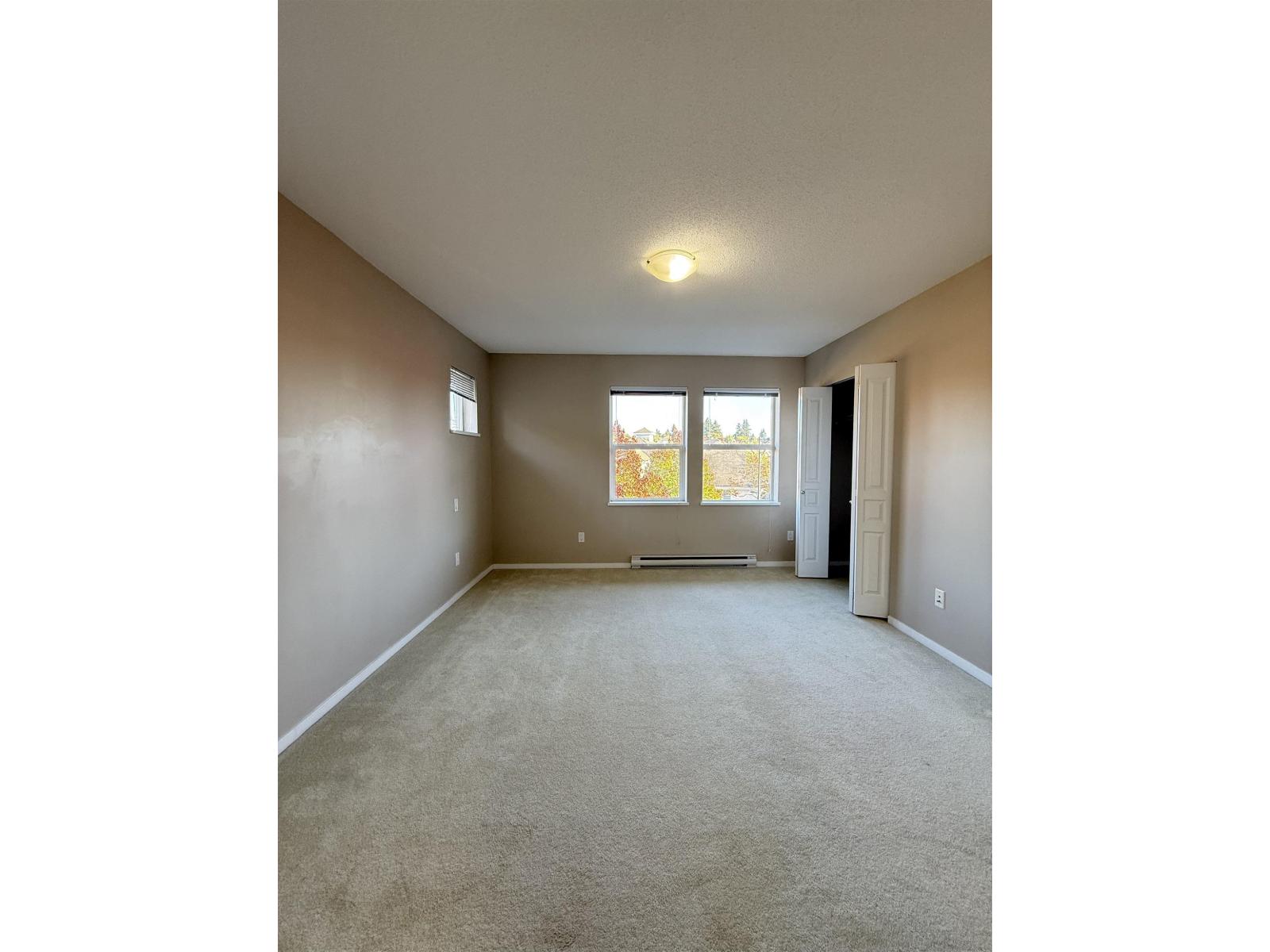 41 10415 Delsom Crescent Property Photo 6