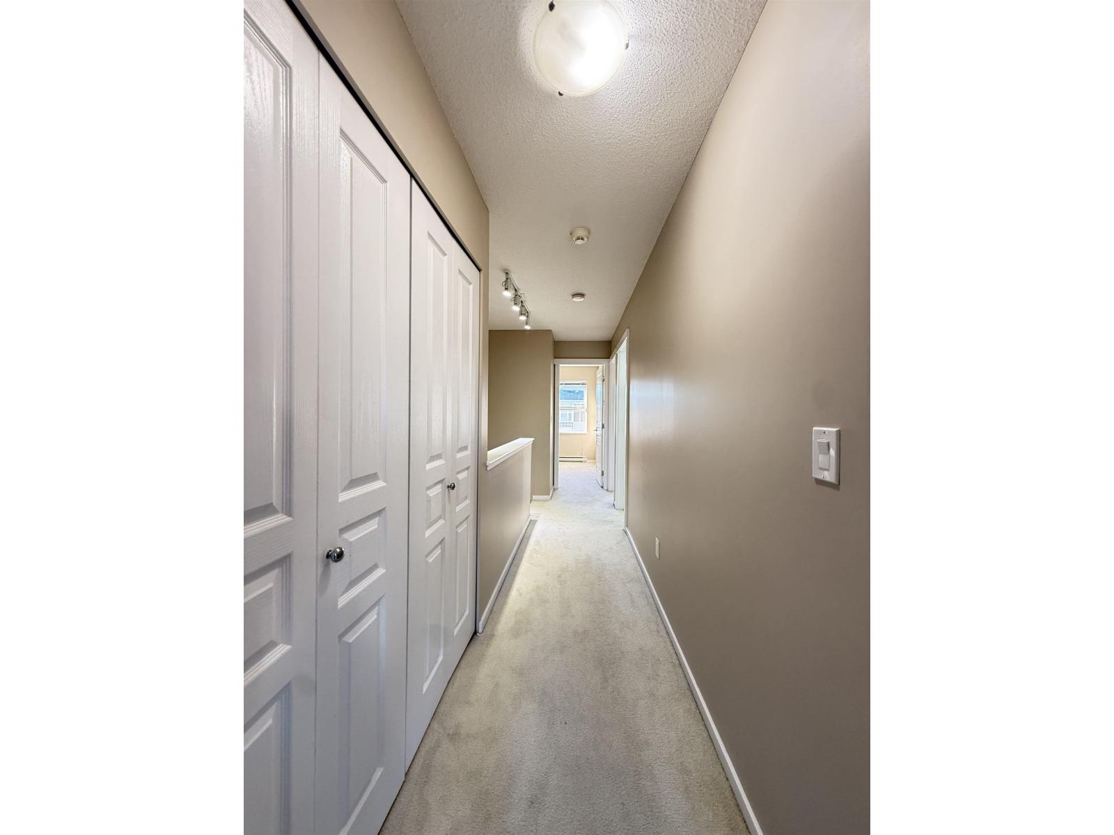 41 10415 Delsom Crescent Property Photo 8