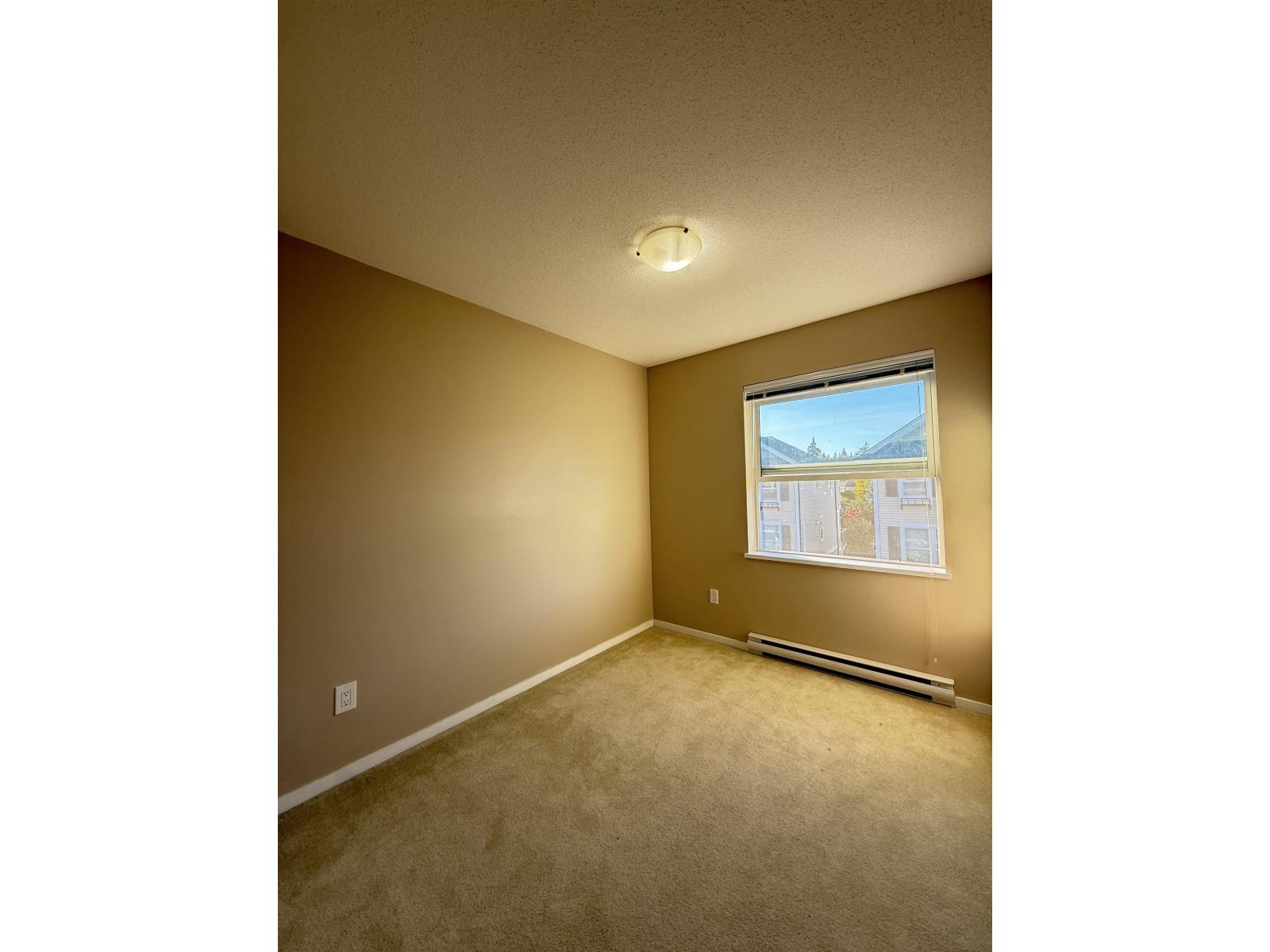41 10415 Delsom Crescent Property Photo 14