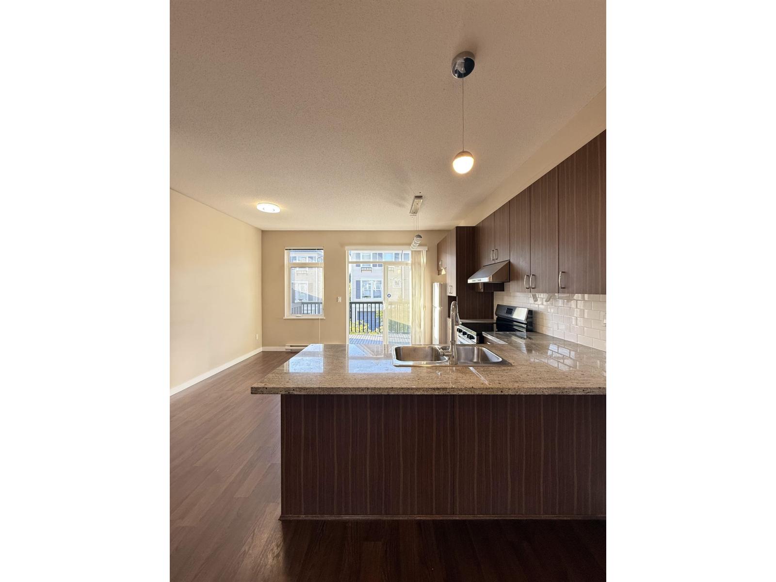 41 10415 Delsom Crescent Property Photo 19