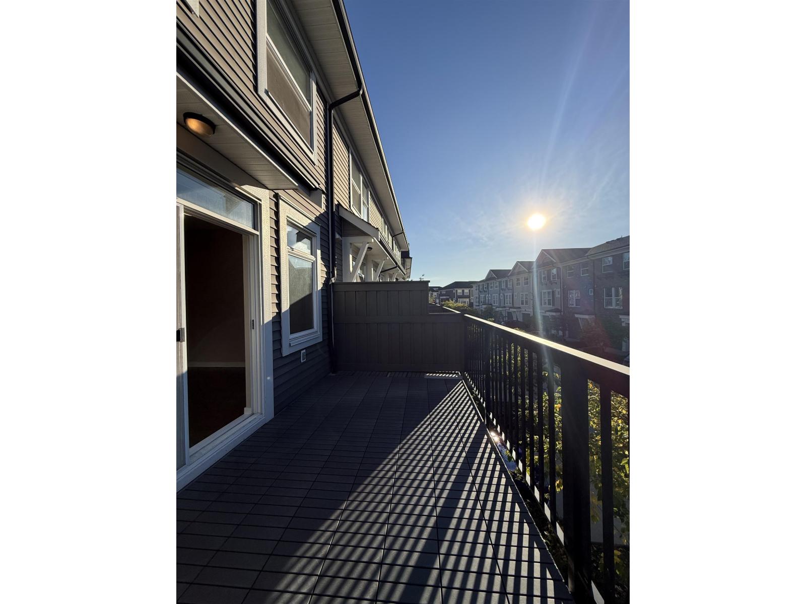 41 10415 Delsom Crescent Property Photo 24
