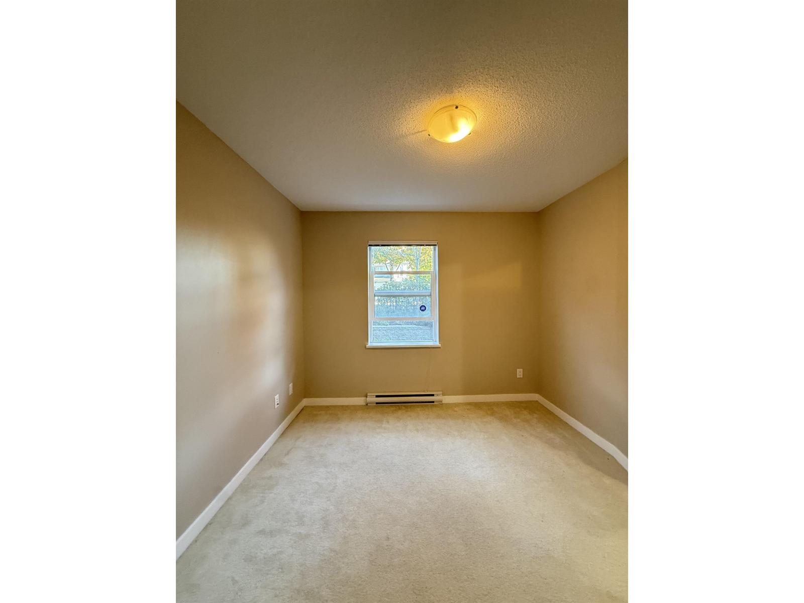 41 10415 Delsom Crescent Property Photo 33