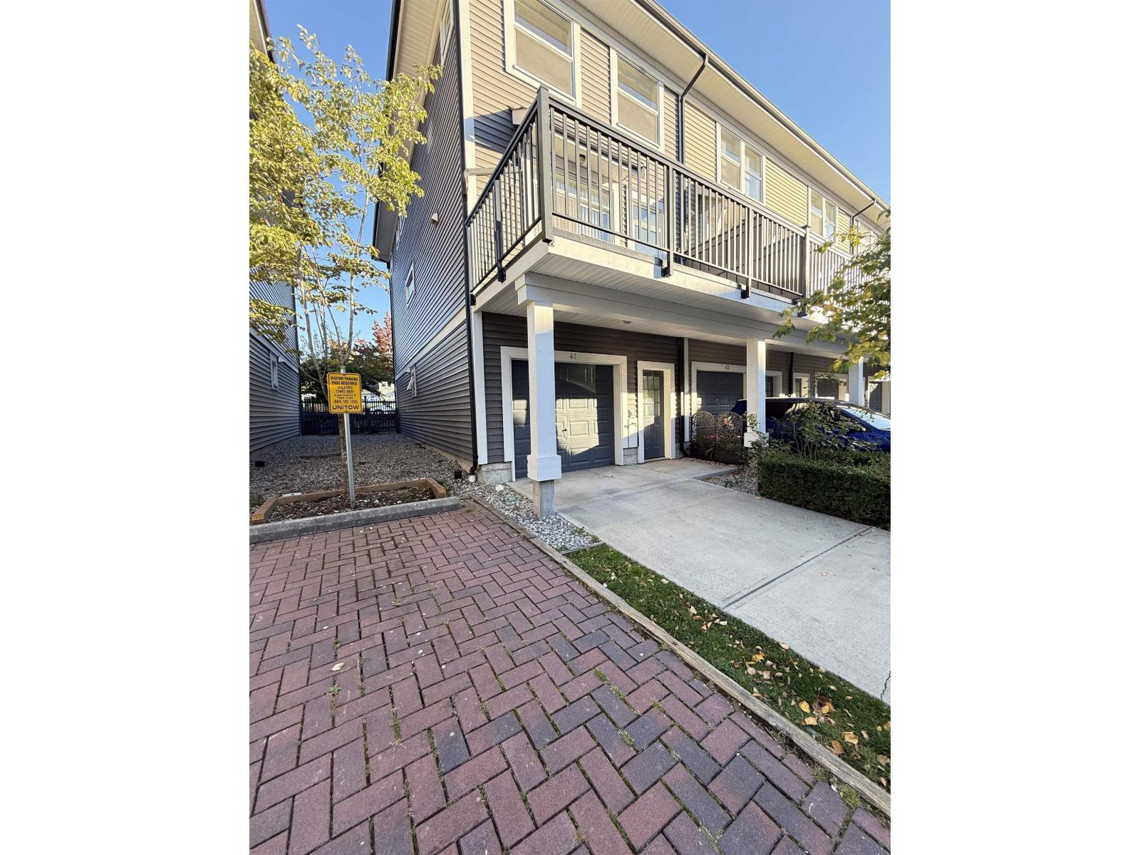 41 10415 Delsom Crescent Property Photo 35