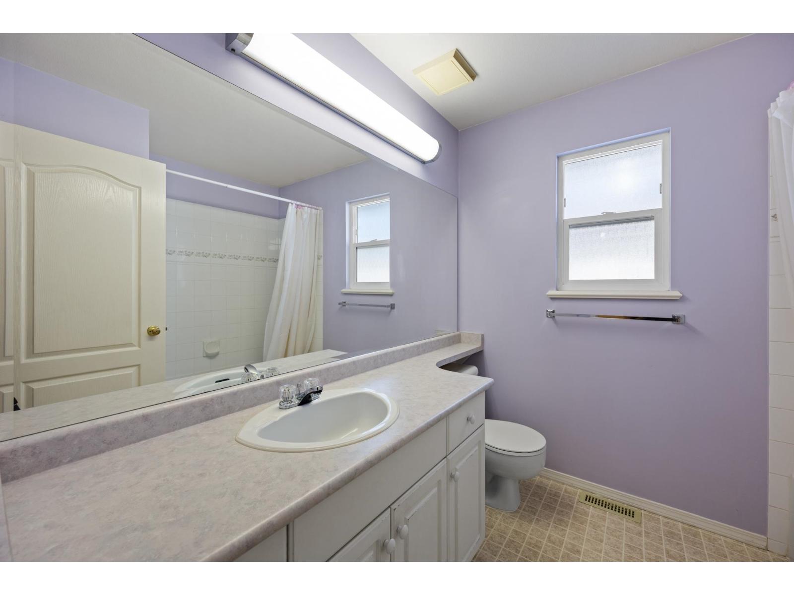 8692 207 Street Property Photo 29