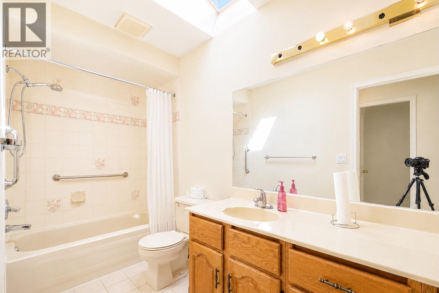 4843 Maitland Street Property Photo 11