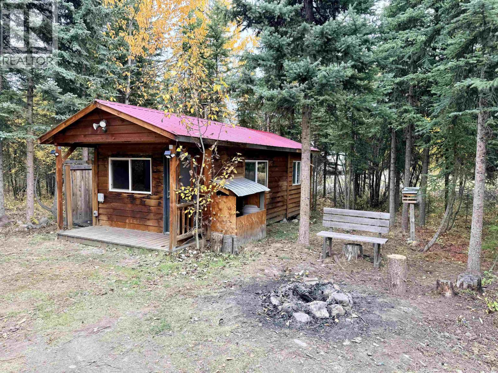 7603 Merlyn Road Property Photo 3