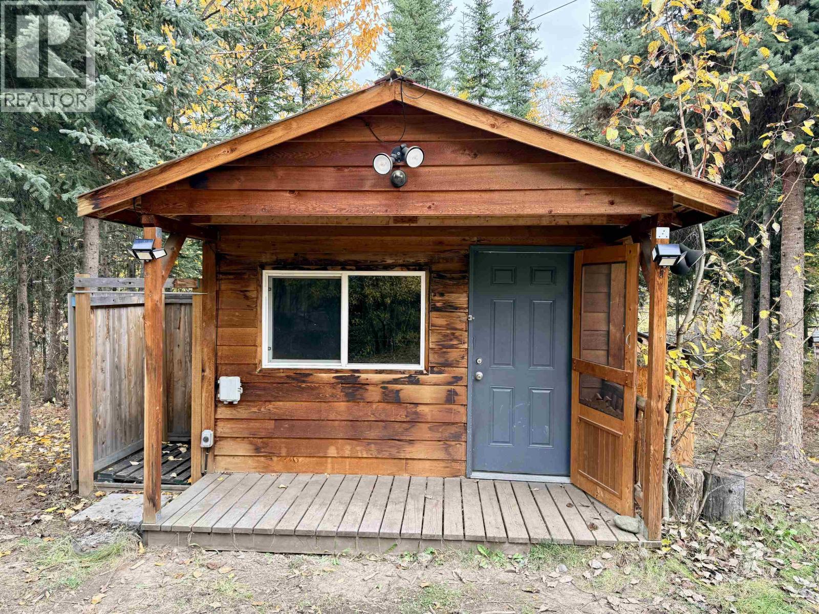 7603 Merlyn Road Property Photo 4