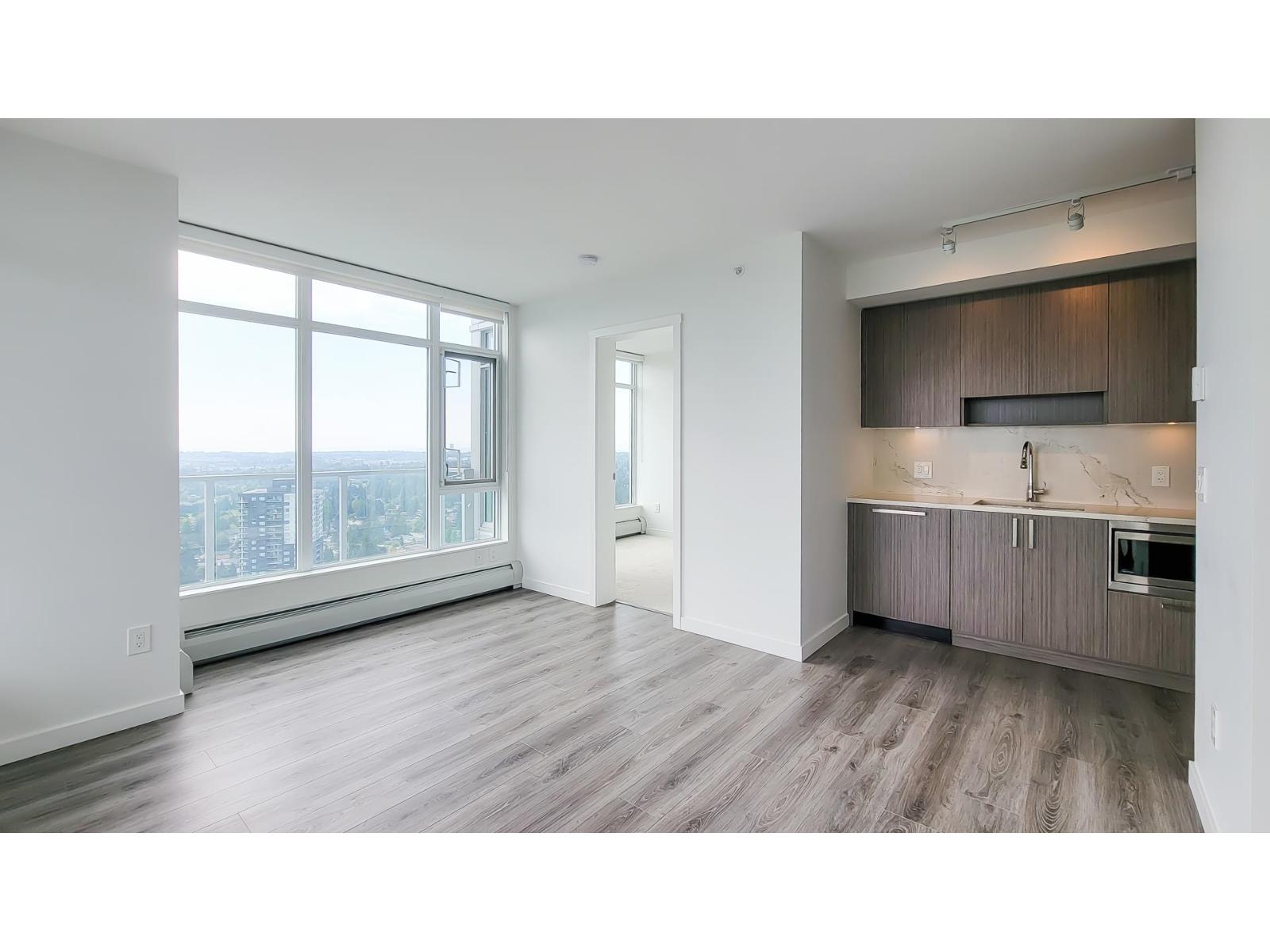 3608 13350 Central Avenue Property Photo 5