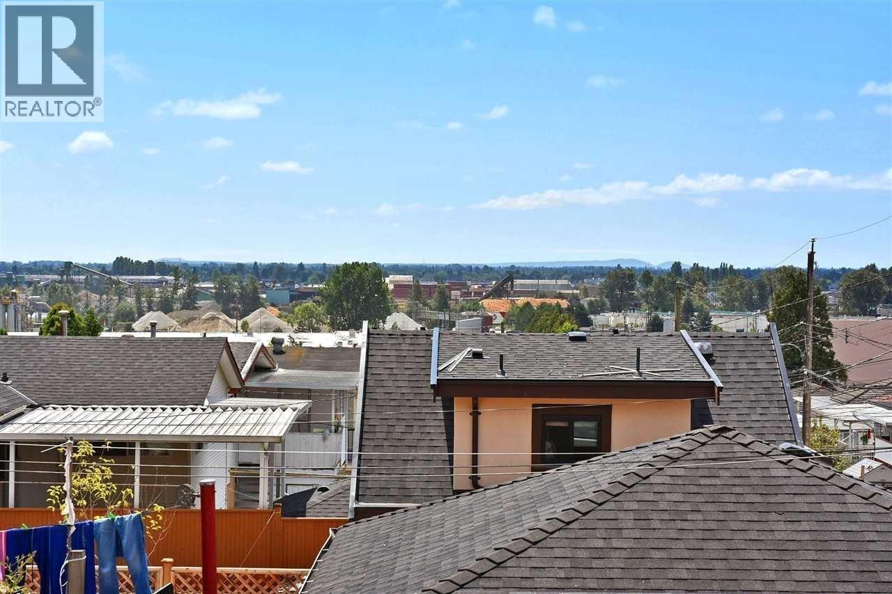 776 E 63rd Avenue Property Photo 15