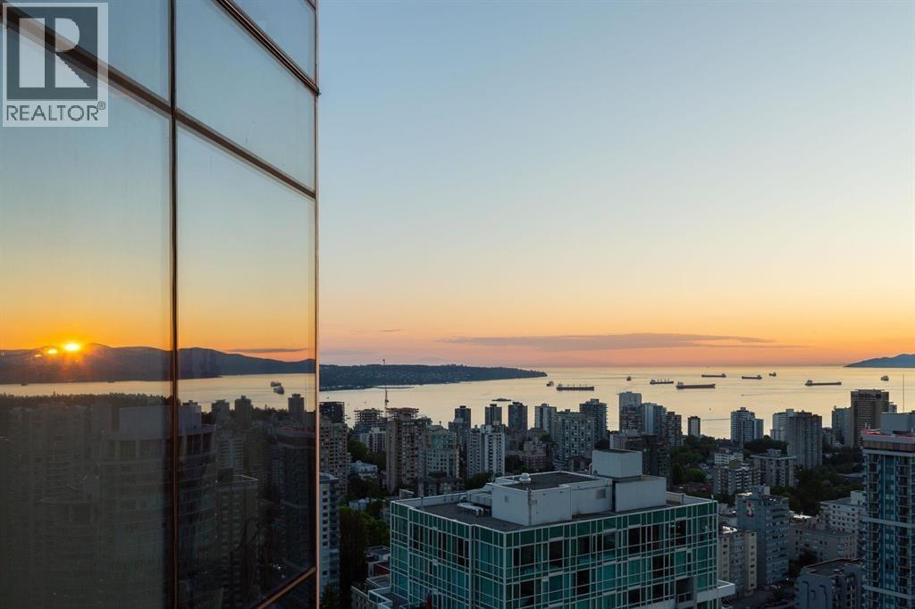 430x 1111 Alberni Street Property Photo 1