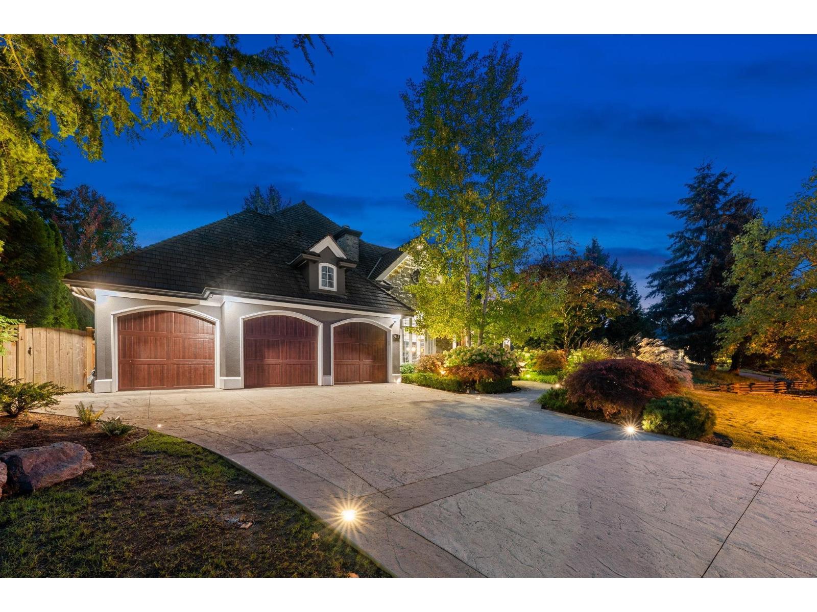 3415 Canterbury Drive Property Photo 1
