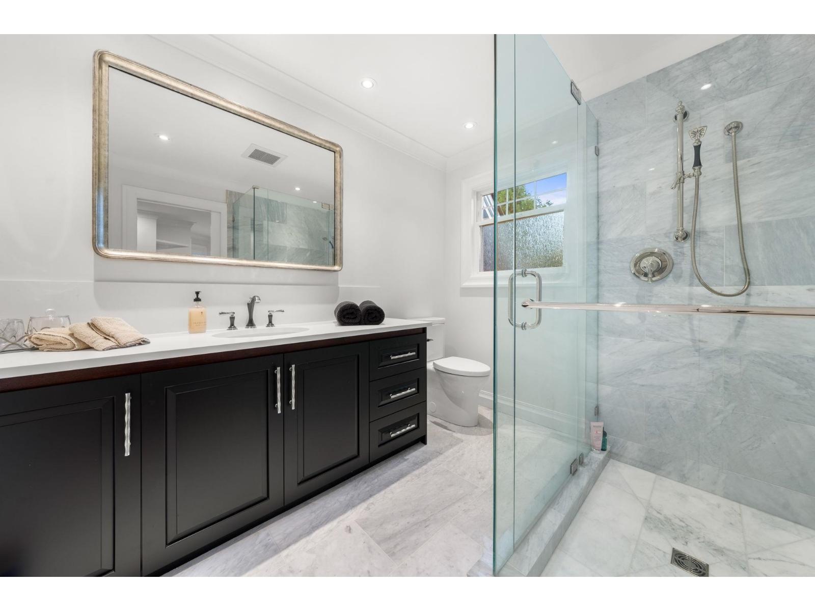 3415 Canterbury Drive Property Photo 29