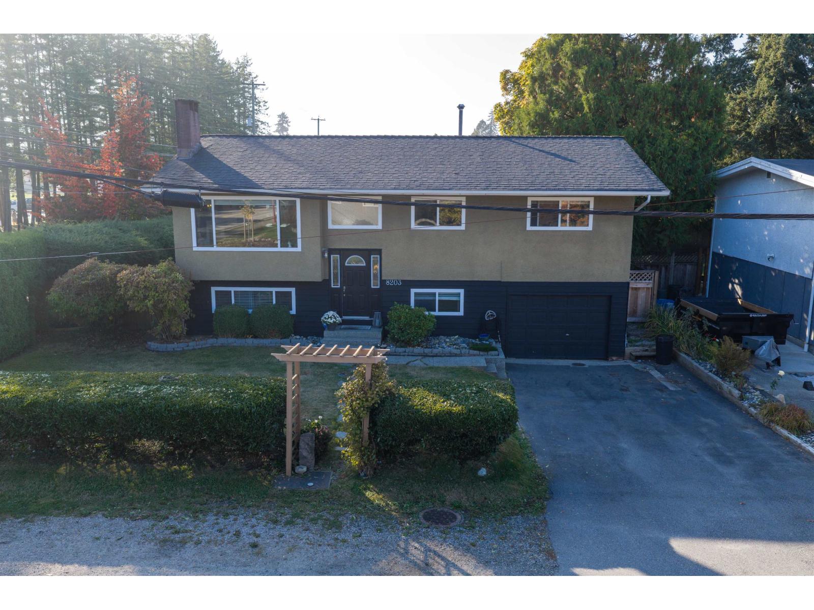 8203 109b Street Property Photo 6