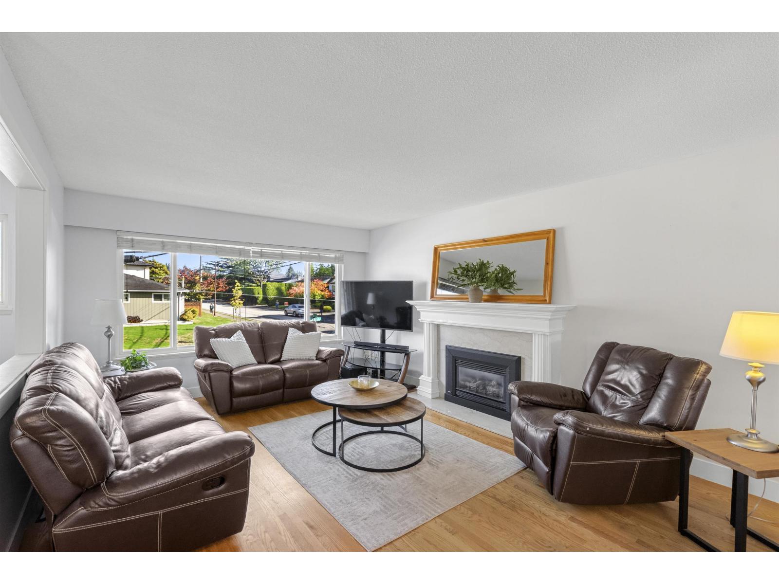 8203 109b Street Property Photo 12