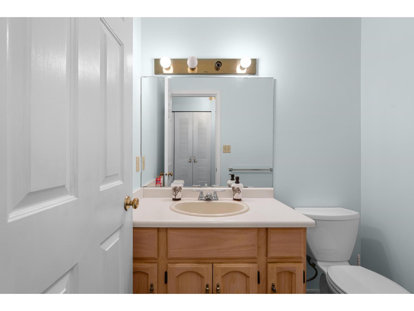 26439 28 Avenue Property Photo 16