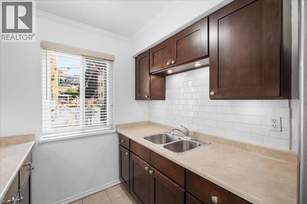 202 212 Forbes Avenue Property Photo 4