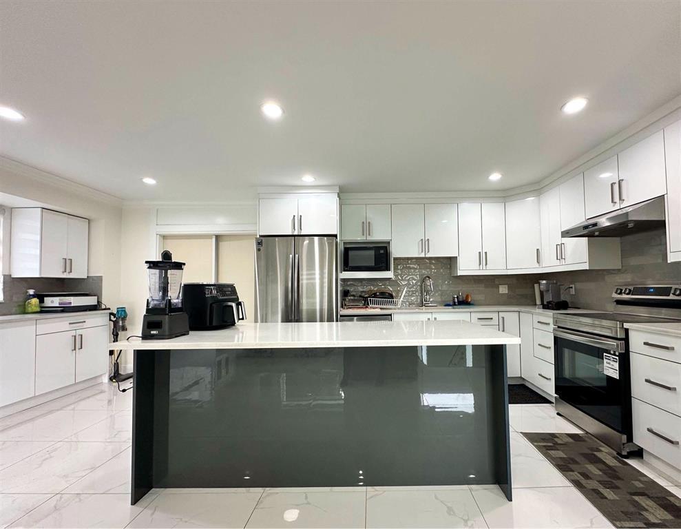 13017 64 Avenue Property Photo 1