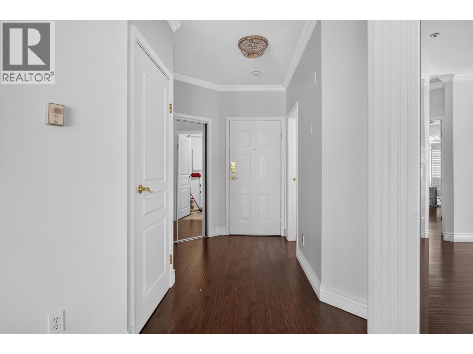 211n 1100 56th Street Street Property Photo 23