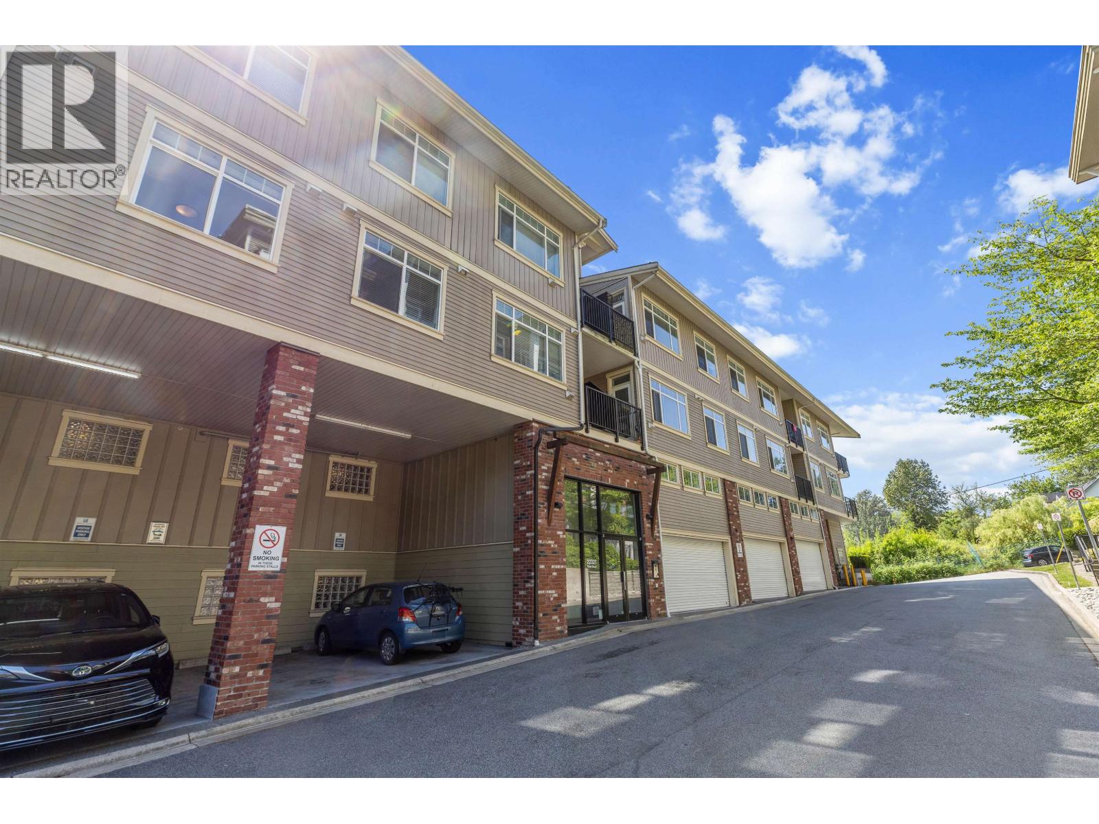 311 22327 River Road Property Photo 26