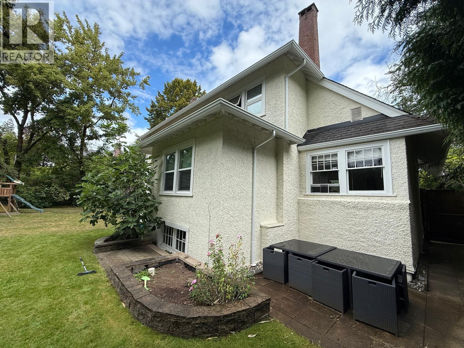 4025 Granville Street Property Photo 10