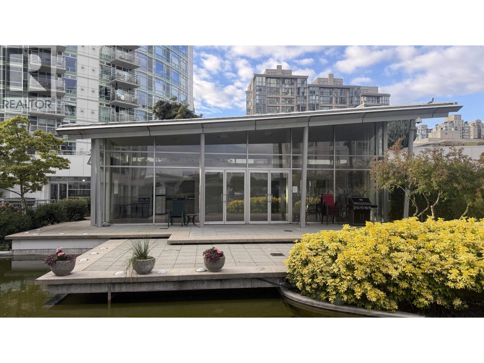 6xx 189 Davie Street Property Photo 11