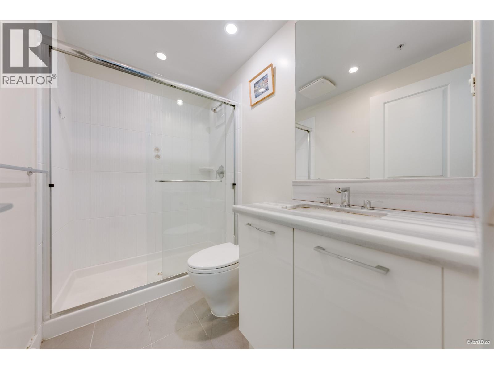 306 4880 Bennett Street Property Photo 27