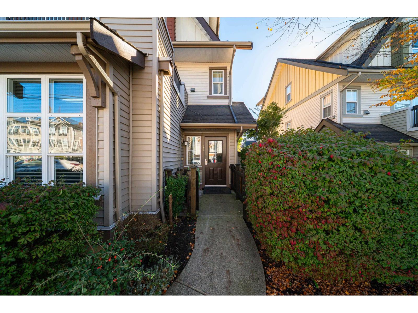 54 7155 189 Street Property Photo 15
