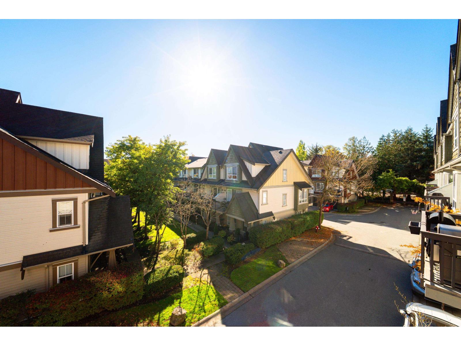 54 7155 189 Street Property Photo 16