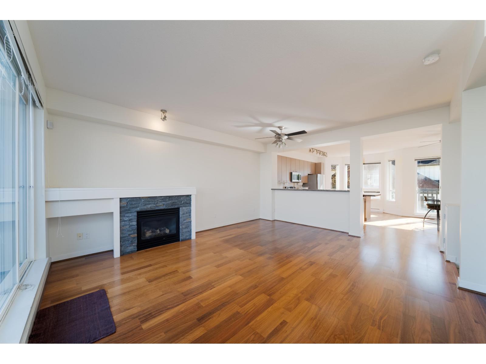 54 7155 189 Street Property Photo 21