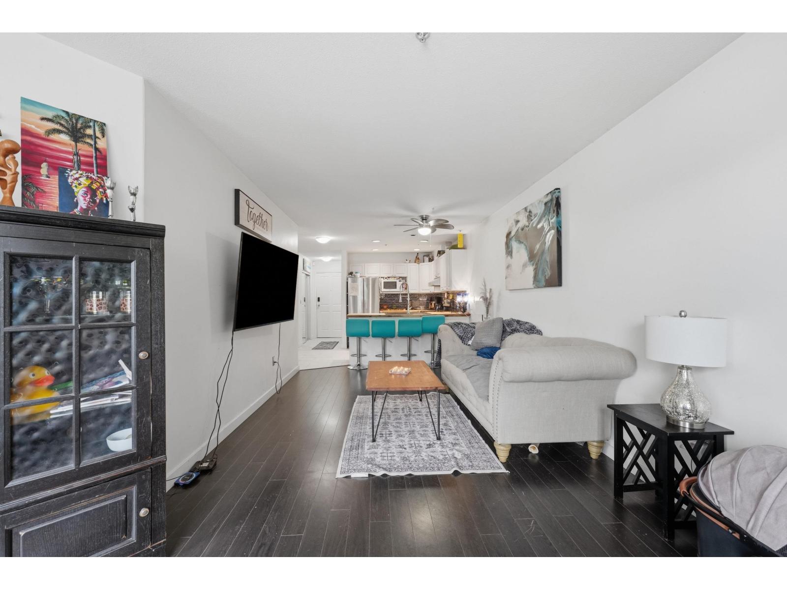 105 1153 Vidal Street Property Photo 3