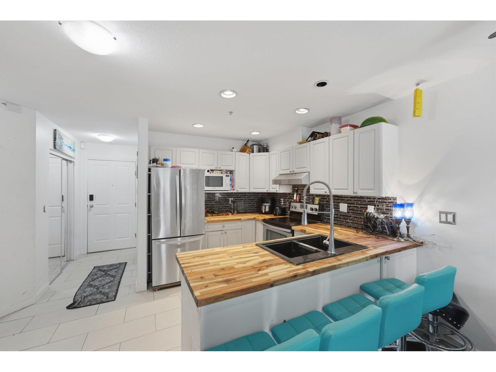 105 1153 Vidal Street Property Photo 11