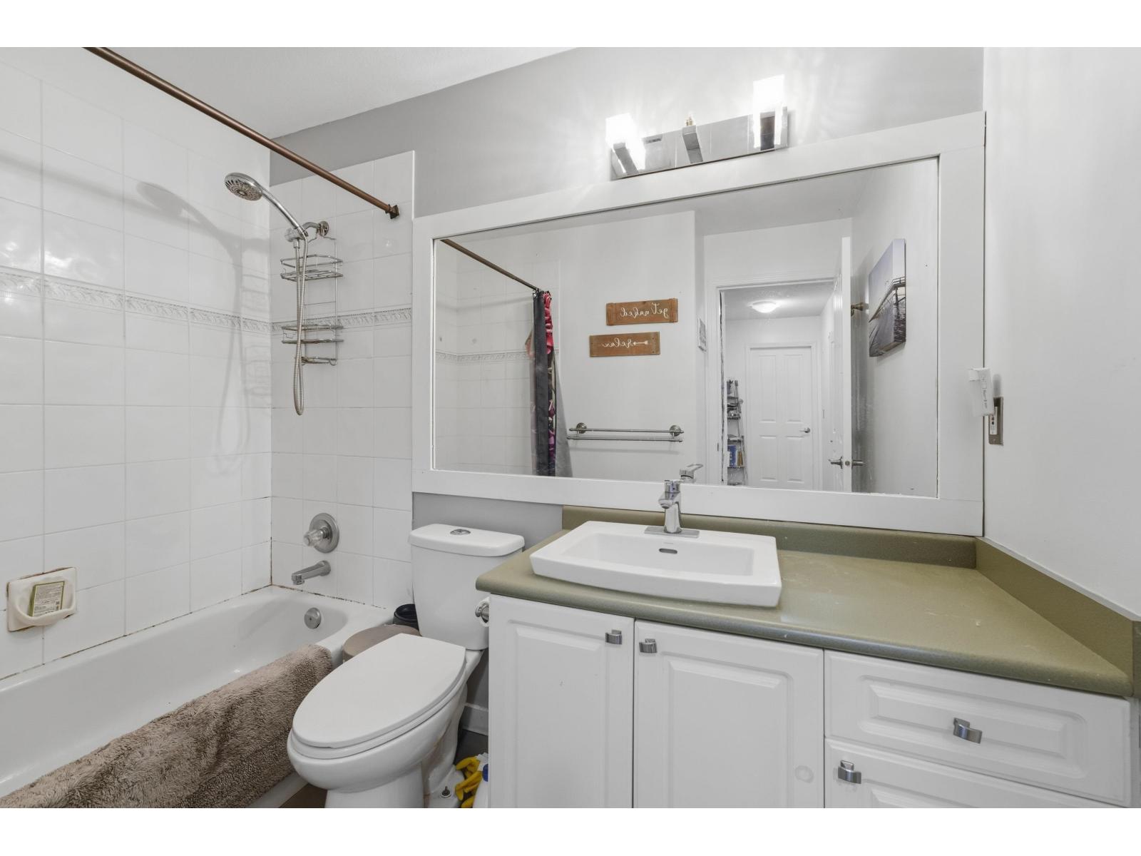 105 1153 Vidal Street Property Photo 20