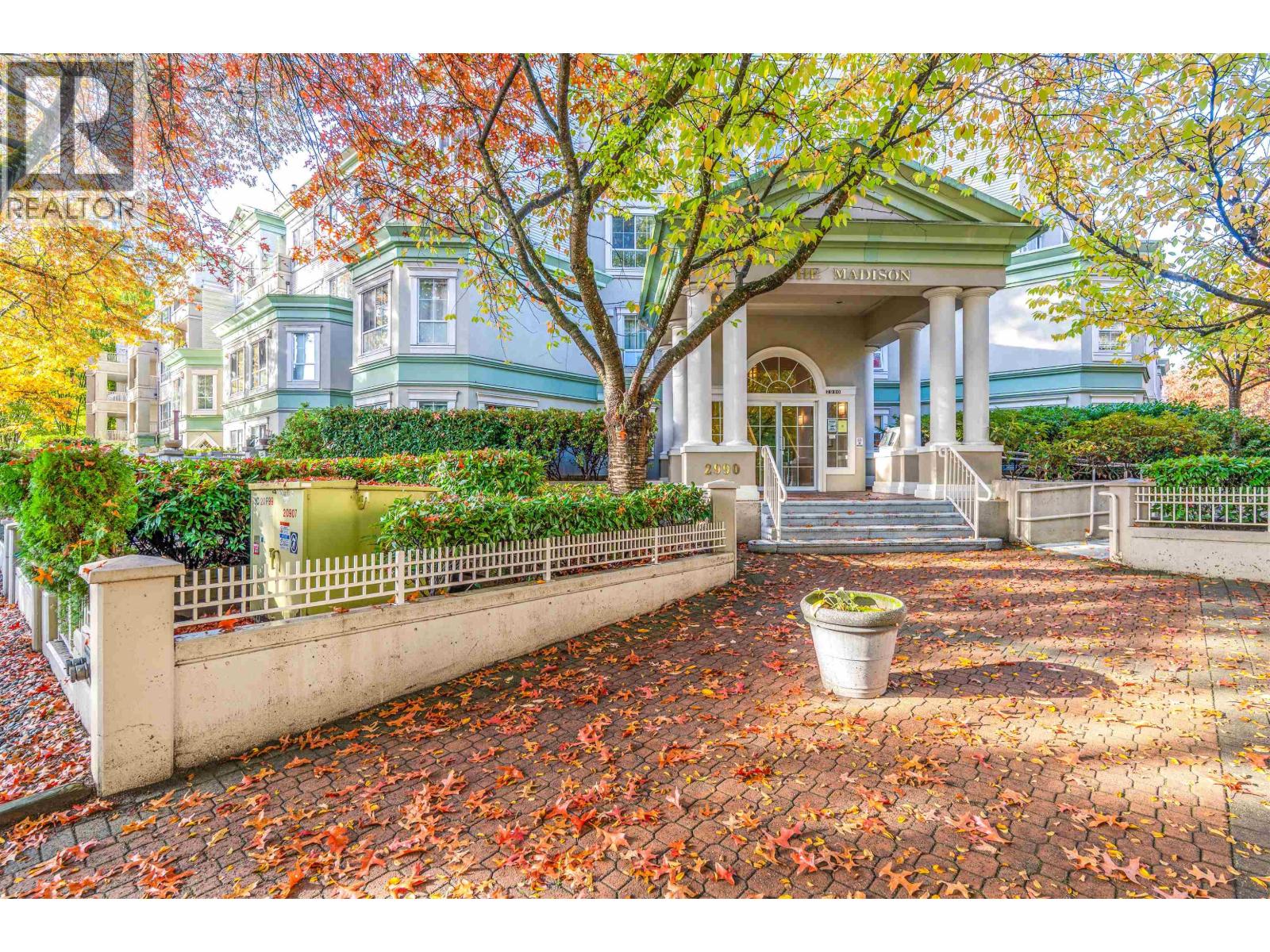 111 2990 Princess Crescent Property Photo 2